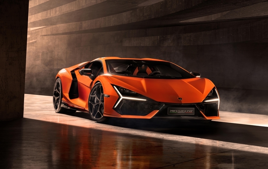 Lamborghini Revuelto (Ph. Automobili Lamborghini)