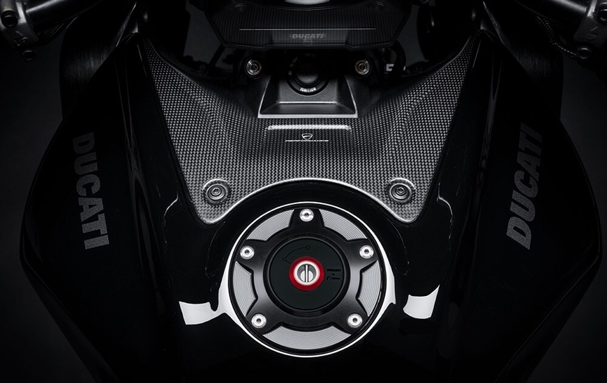 Diavel V4 (ph. Ducati)